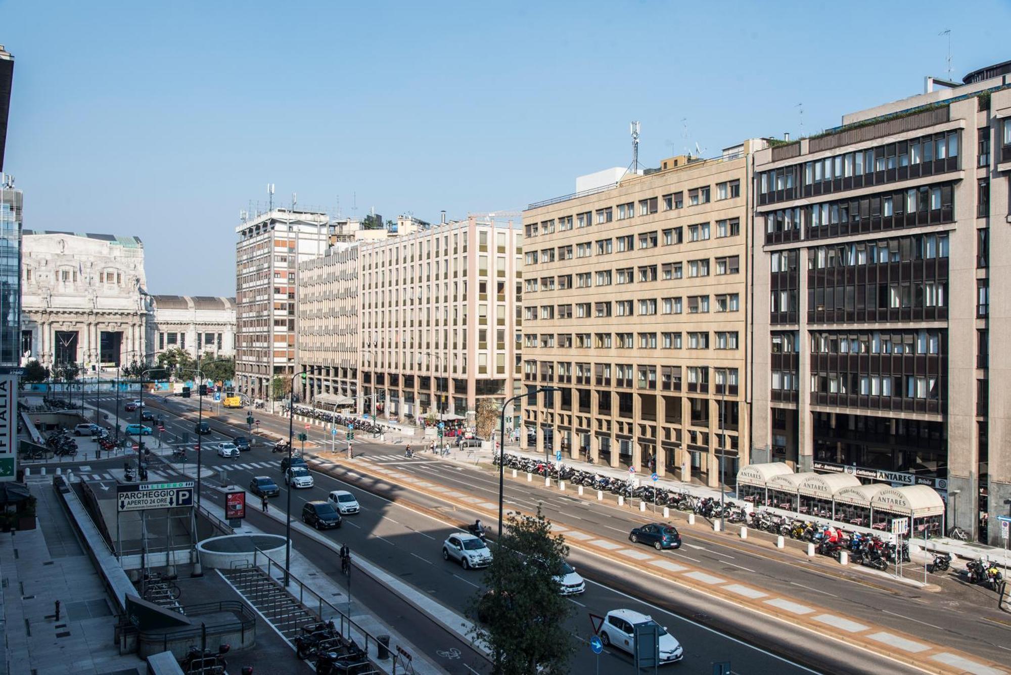 Vittore Rooms & Apartment Milan Bagian luar foto