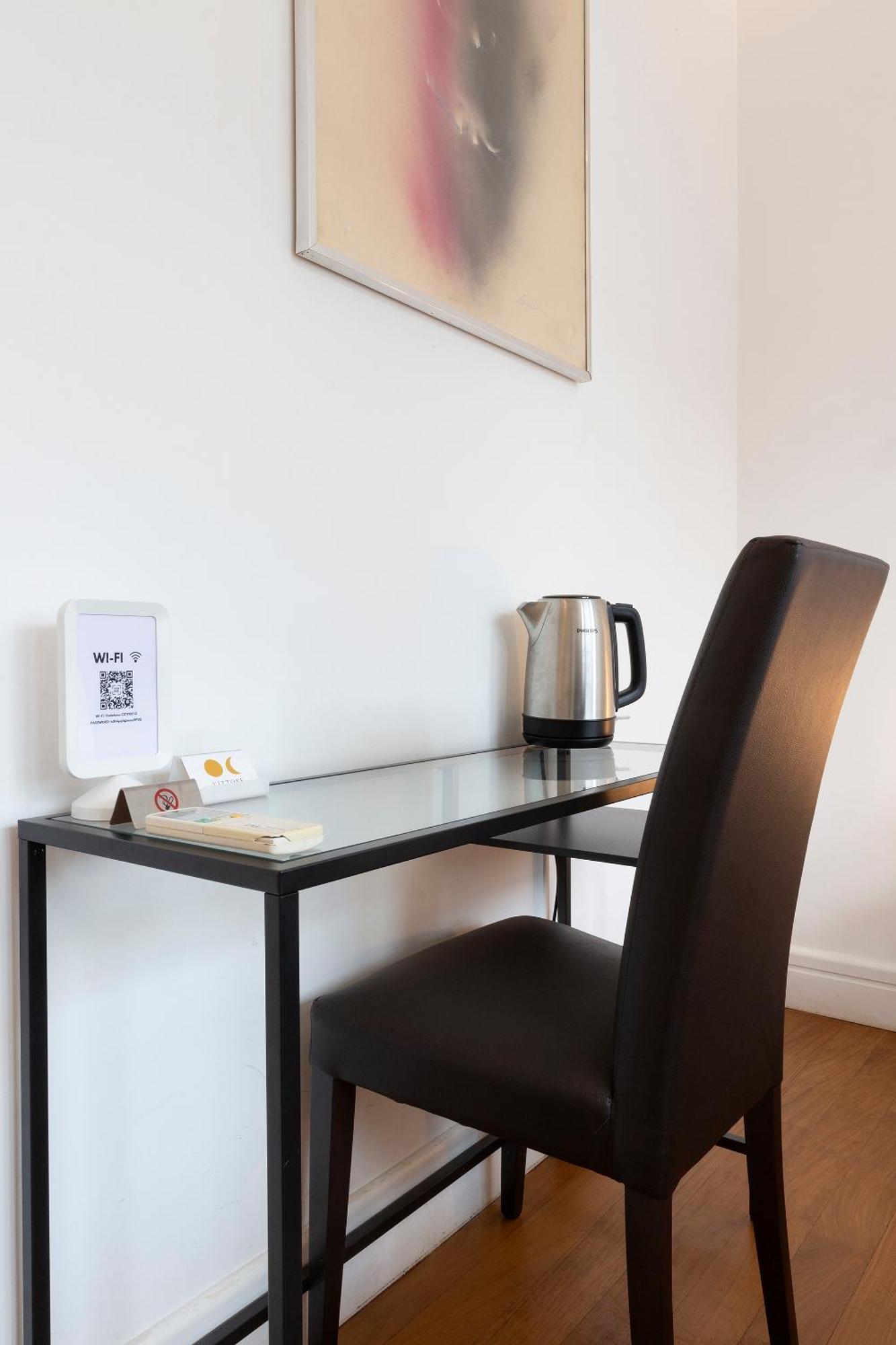 Vittore Rooms & Apartment Milan Bagian luar foto