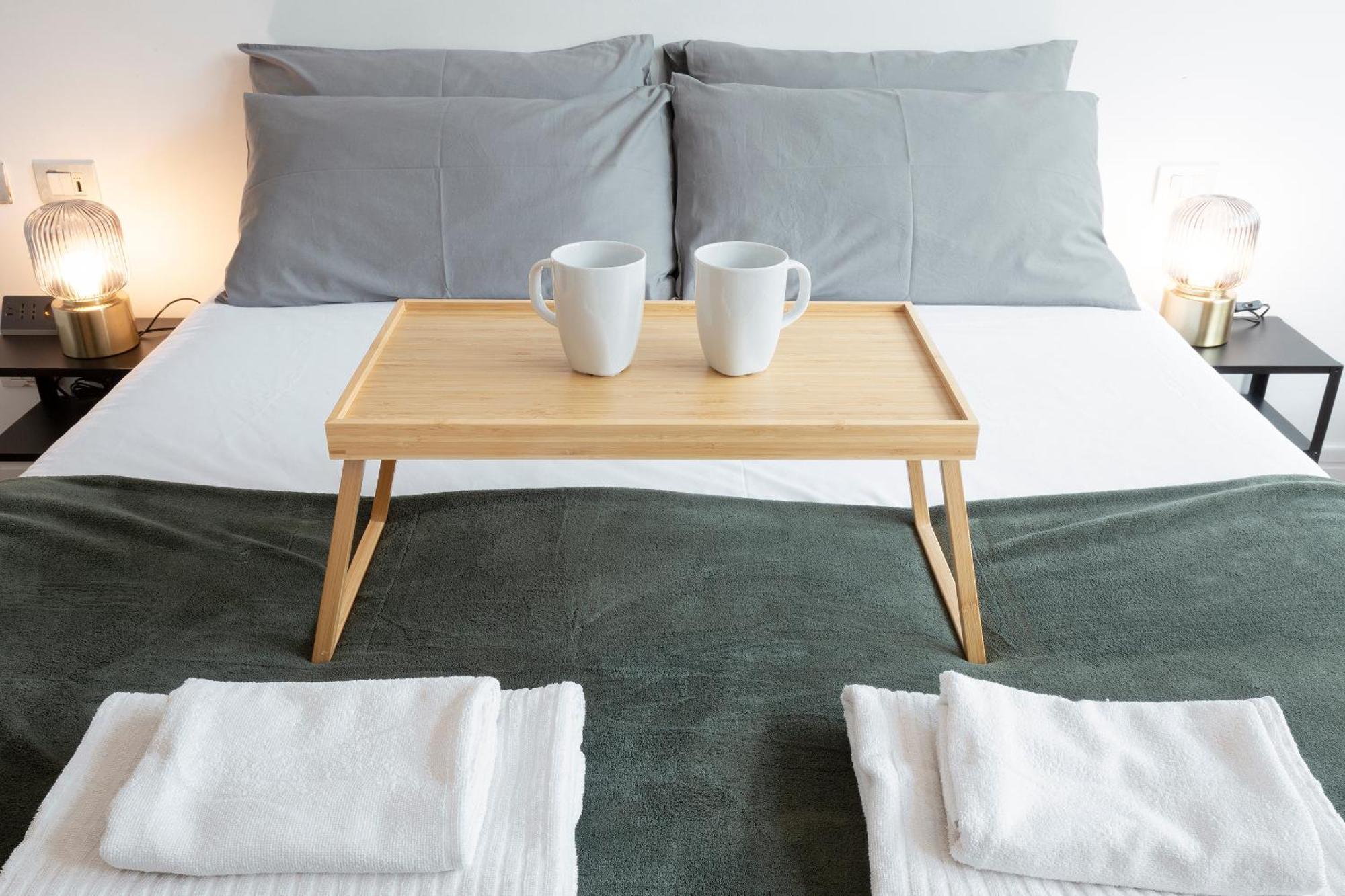 Vittore Rooms & Apartment Milan Bagian luar foto