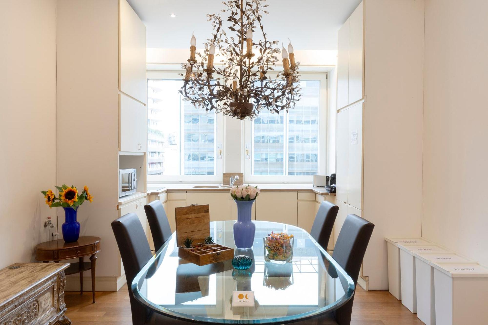 Vittore Rooms & Apartment Milan Bagian luar foto